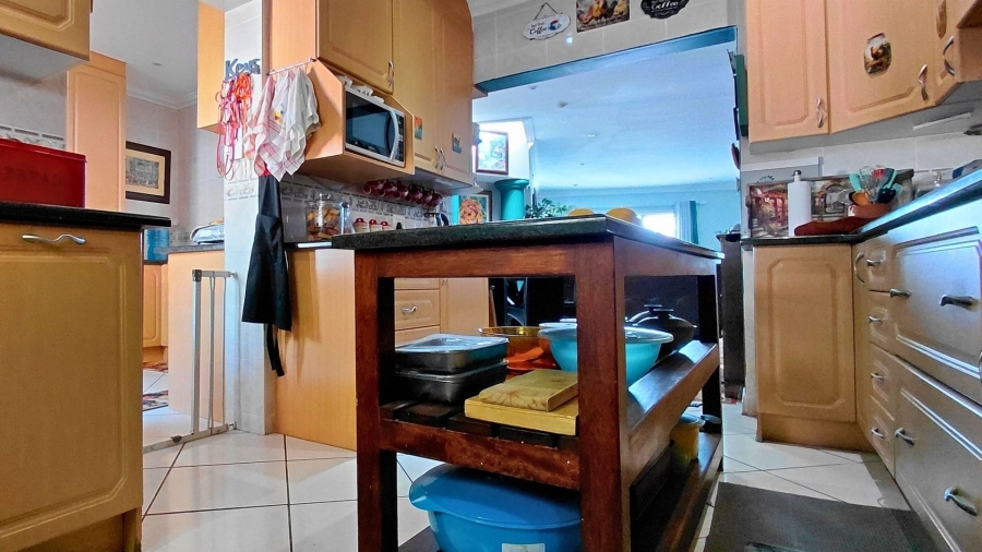 3 Bedroom Property for Sale in Boschdal North West